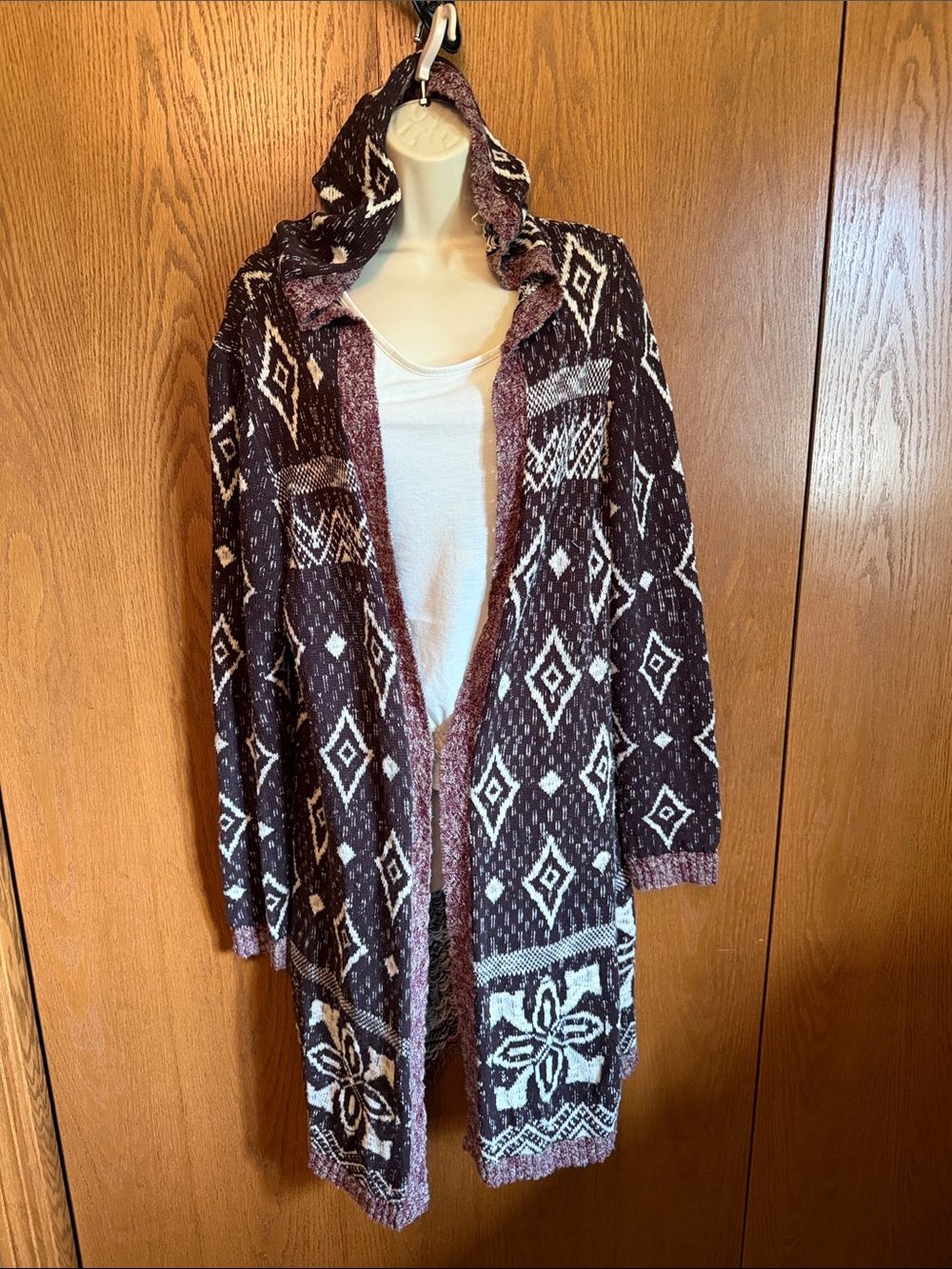 Maurices Burgundy and Cream Hooded Open-Front Geometric Cardigan
